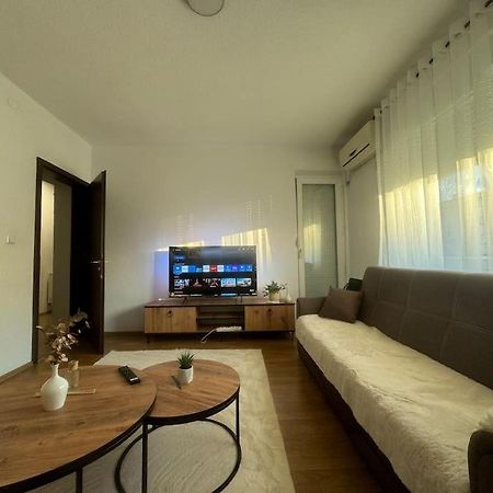City Center Apartment Gjakova Exterior foto